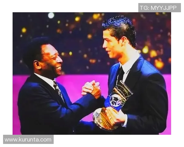 足球巨星与孩子们的亲子时光：传承梦想与温情的成长故事